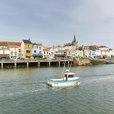 A 150m De La Grande Plage- 4 Adultes,1 Enfant
