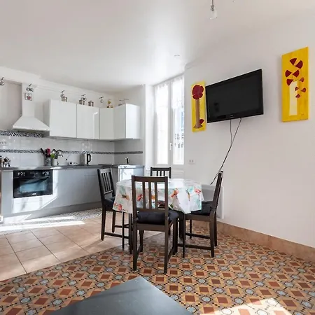 شقة A 150m De La Grande Plage- 4 Adultes,1 Enfant *