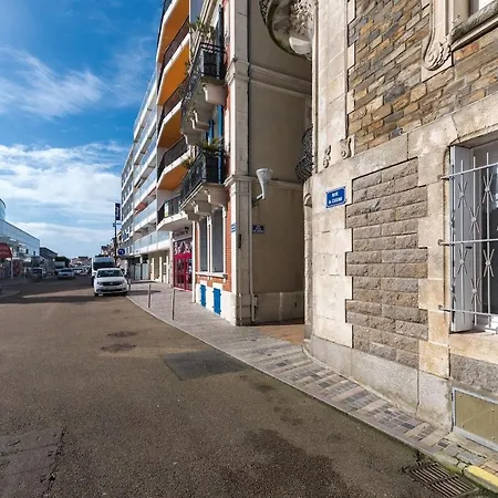 شقة A 150m De La Grande Plage- 4 Adultes,1 Enfant لي سابلِ دولونْ