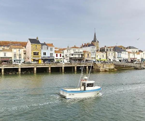 A 150m De La Grande Plage- 4 Adultes,1 Enfant